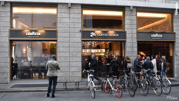 LAVAZZA flagship store in Milan at Piazza San Fedele