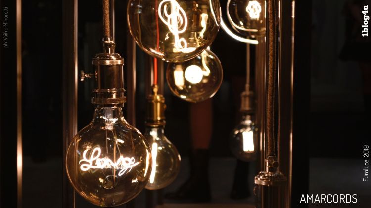 AMARCORDS lampade e lampadine vintage