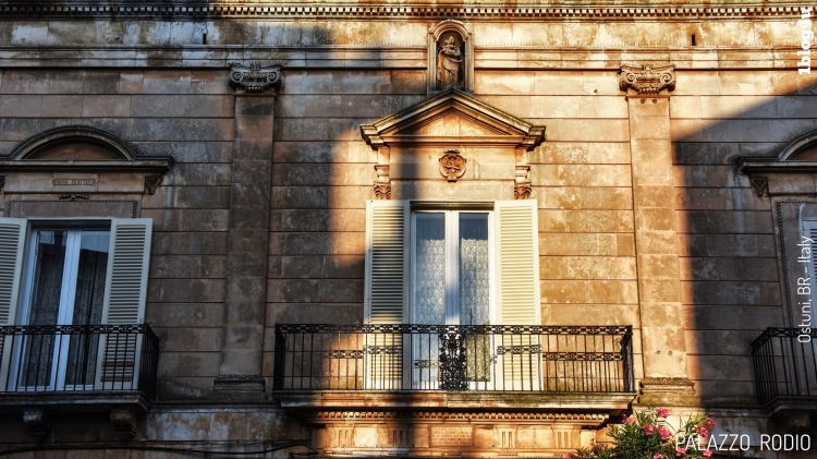 PALAZZO RODIO Arthouse &amp; Holidays